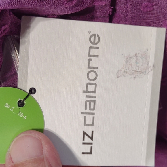 Top - Picture 4 of 6